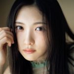 【#谷口愛季 #櫻坂46】シングル4作連続で選抜入り。プロフェッショナルな彼女の衣装別コメントムービー＜週プレNo.47-48掲載中＞